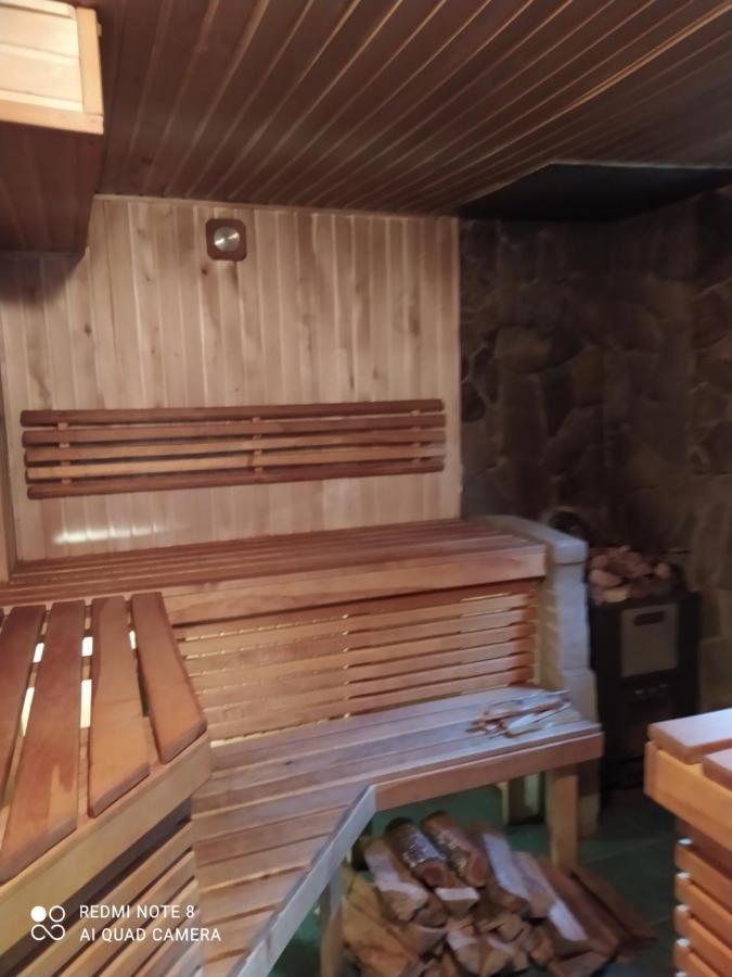 Лісова Казка Villa ยาเรมชา ภายนอก รูปภาพ