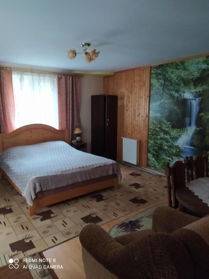 Лісова Казка Villa ยาเรมชา ภายนอก รูปภาพ