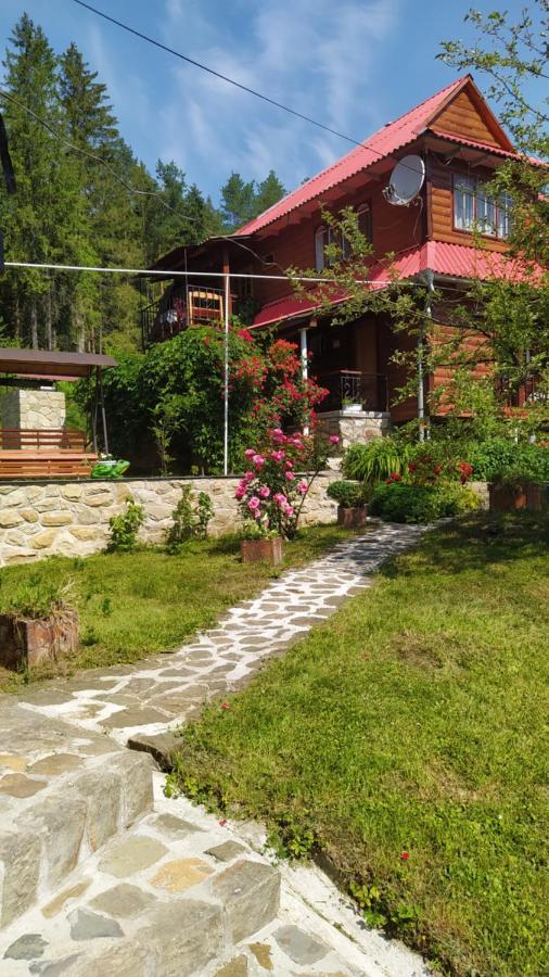 Лісова Казка Villa ยาเรมชา ภายนอก รูปภาพ