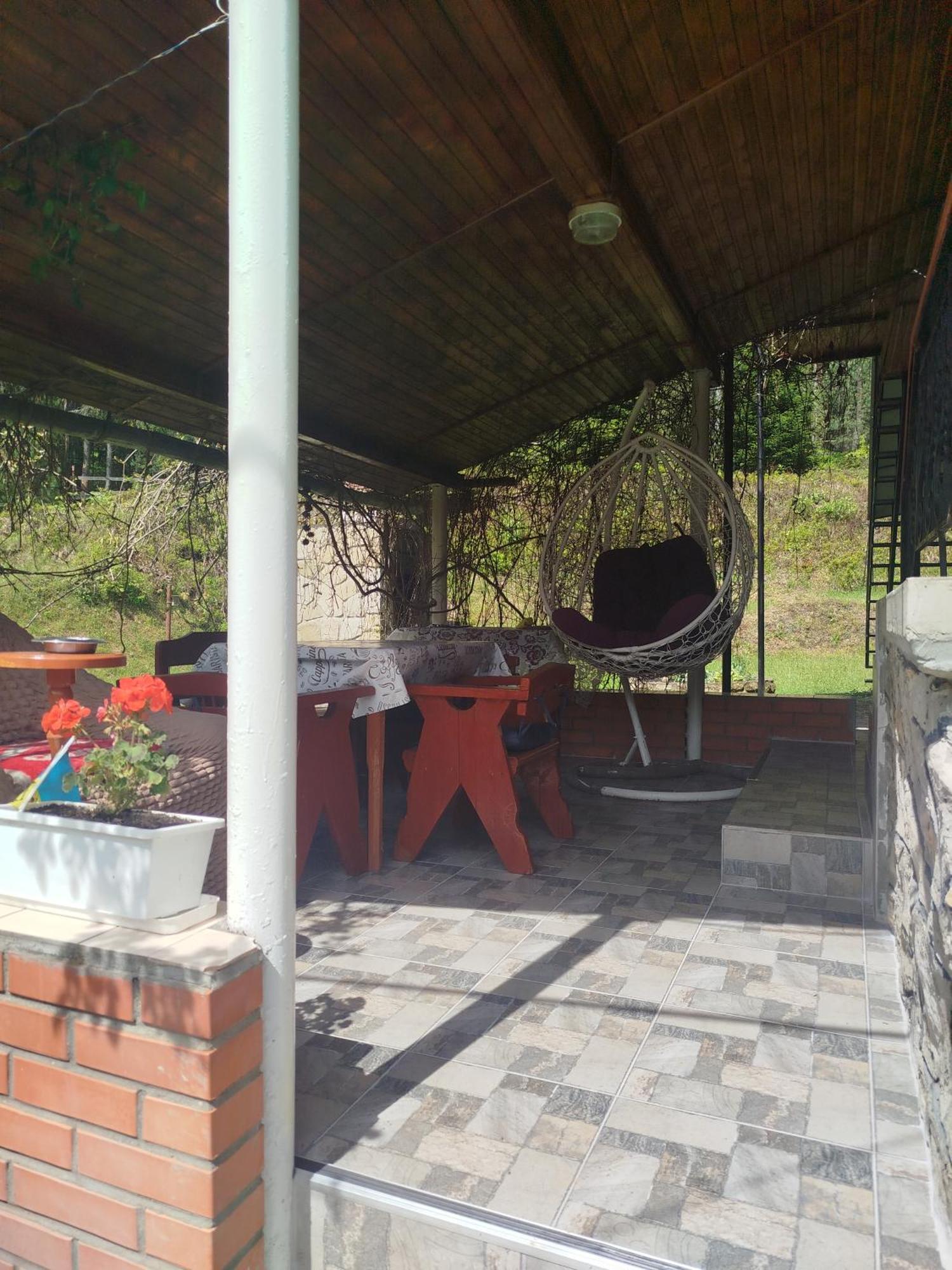 Лісова Казка Villa ยาเรมชา ภายนอก รูปภาพ